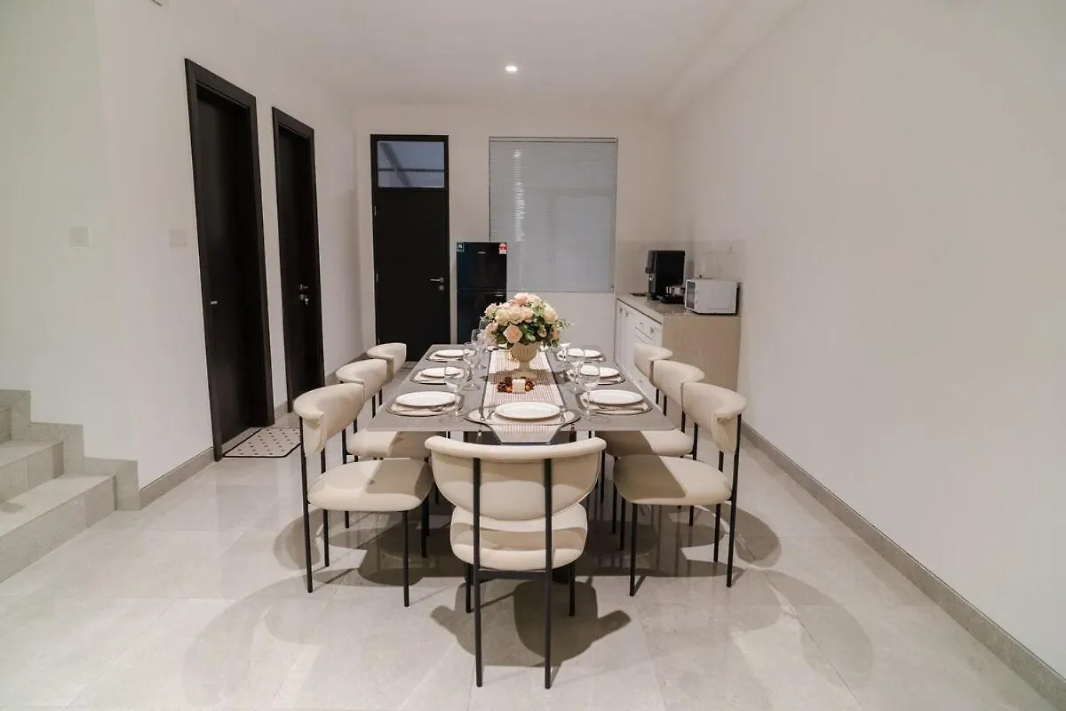 הוילה Georgetown Italian-Style Jacuzzi Ktv 5Br 18Pax G מלזיה