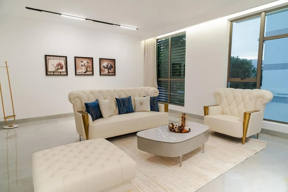 Вилла Georgetown Italian-Style Jacuzzi Ktv 5Br 18Pax G Малайзия